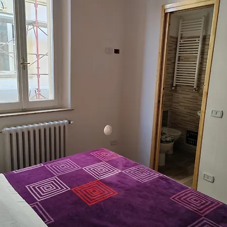 Casa Via Gobetti * Parme